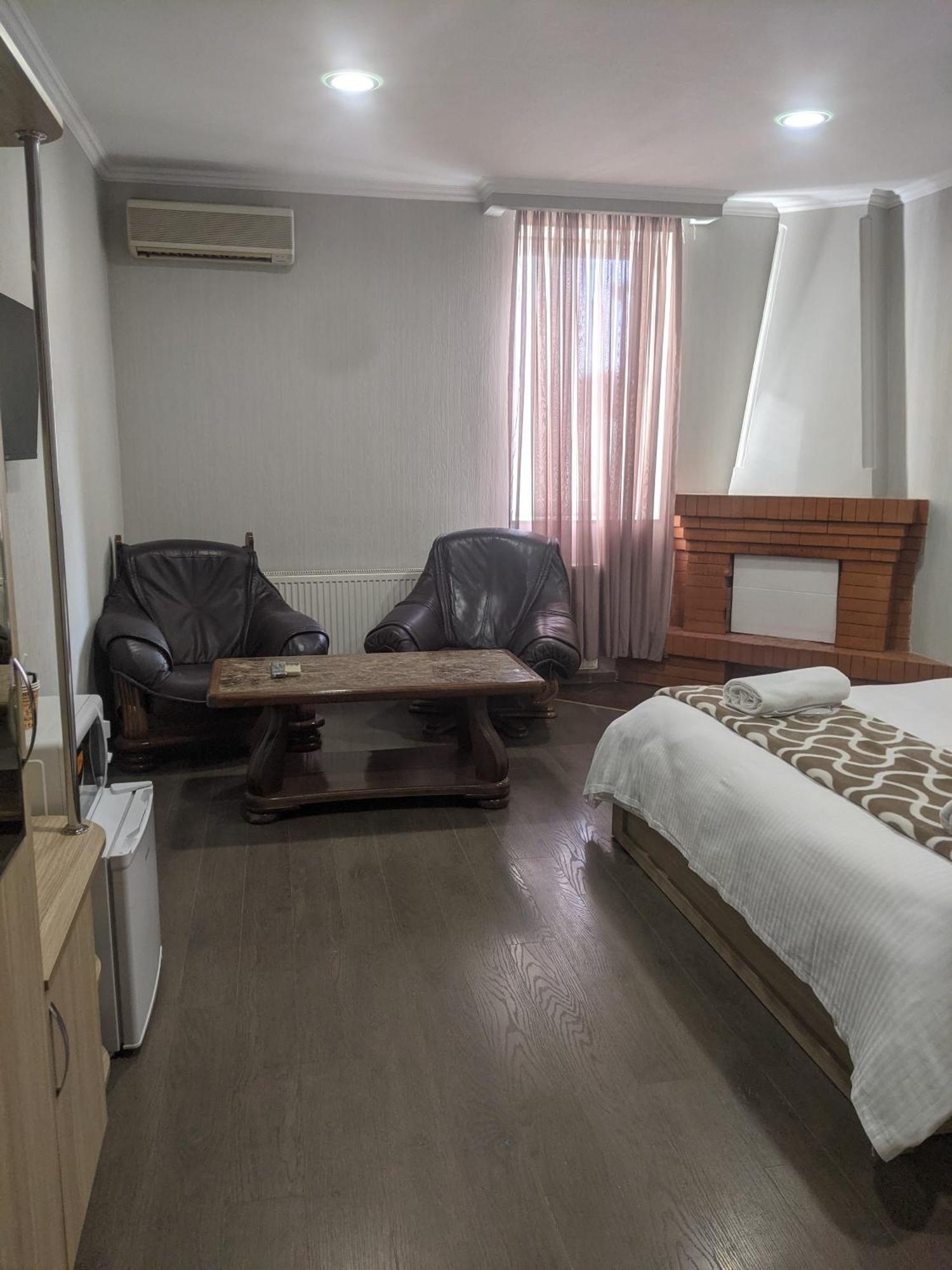 Apart Hotel Georgia Gold ティビリシ エクステリア 写真